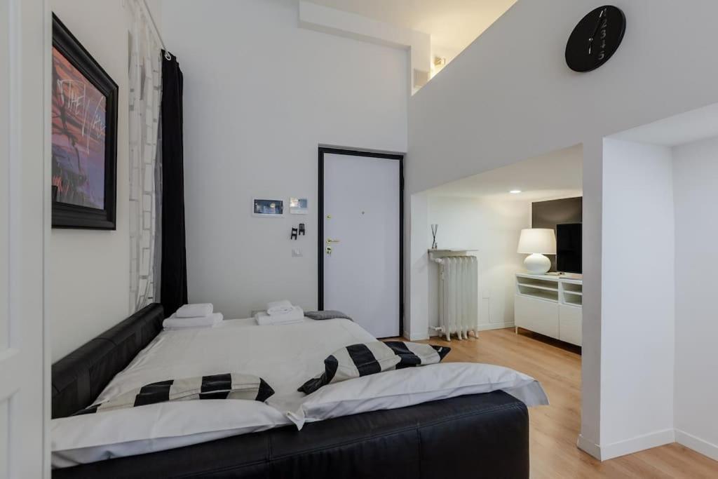 Navigli Loft Self Check-in, Wi-fi & A/c Milan